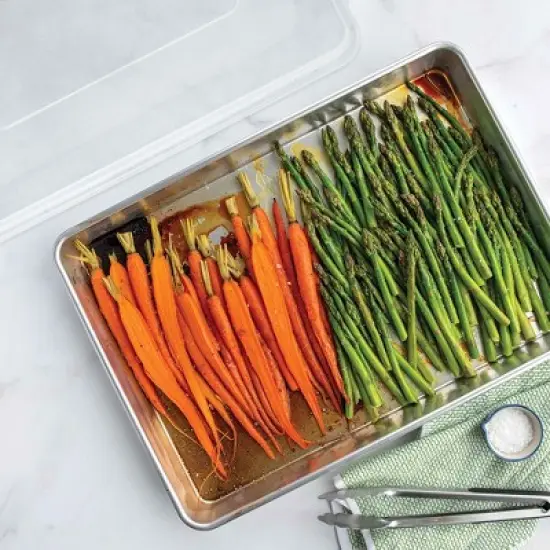 Nordic Ware Naturals&reg; Big Batch Pan with Lid image {4}