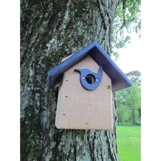 JCS Wildlife Post Mount Cedar Wren House w Poly Roof & Birdhouse Predator Guard Portal image {4}