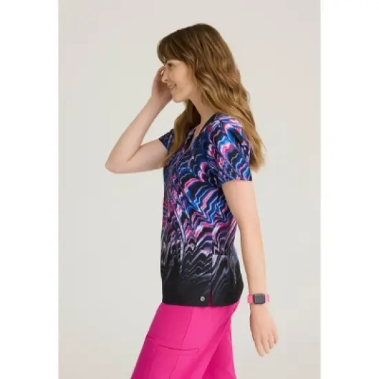 Barco One Women's Thrive Print 4-Pocket V-Neck Scrub Top image {2}