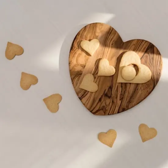 Berard Olivewood Cutting Board, Heart Shape, 8.66 x 8.27 x 0.63" image {4}