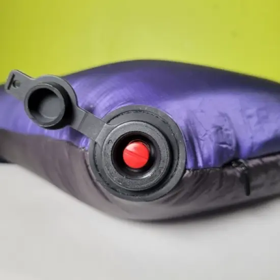 COCOON - Premium - Hyperlight AirCore Pillow image {1}