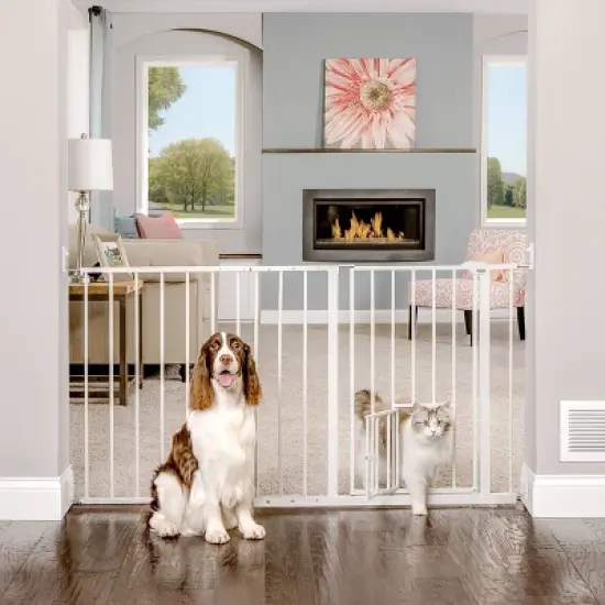 Carlson Maxi Gate with Door for Dog Crate - White image {6}