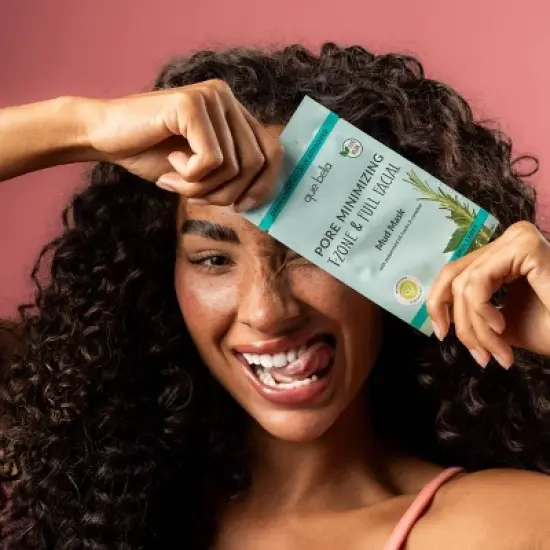 Que Bella Pore Minimizing Mud Mask - 0.5oz image {3}