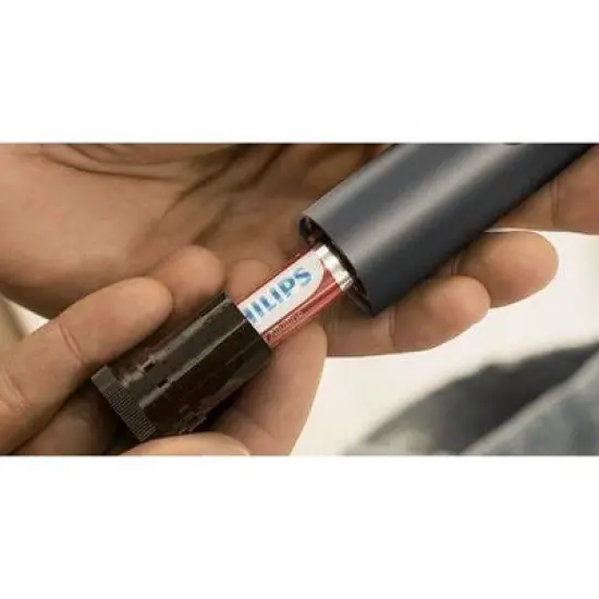 Philips Norelco Series 5000 Men's Nose/Ear/Eyebrows Electric Trimmer - NT5600/62 image {8}