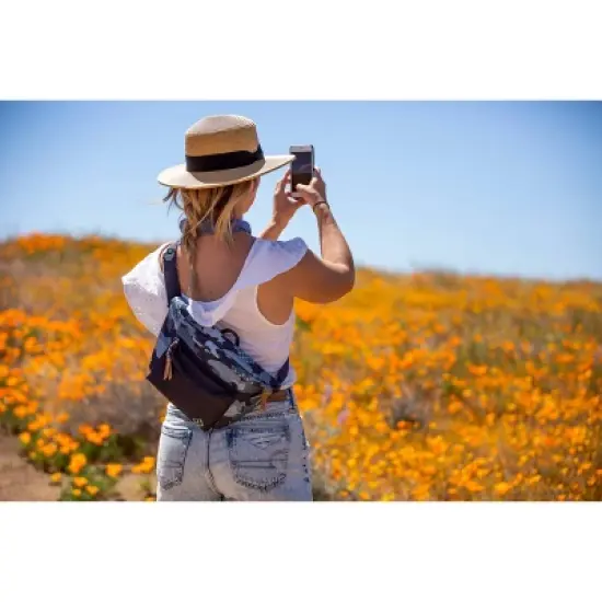 Outdoor Products Capri 7.5'' Sling Pack image {11}