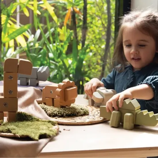 Guidecraft Snap Block Animals - 33 Piece Set image {5}