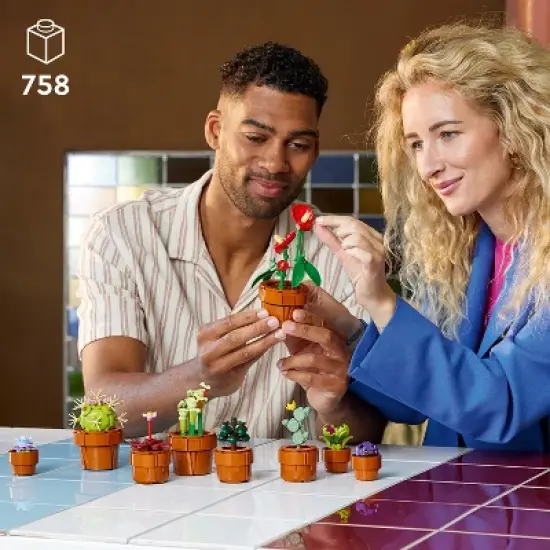 LEGO Icons Tiny Plants and Flowers Build and Display Set 10329 image {1}