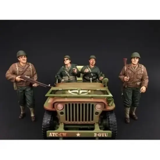US Army WWII 4 Piece Figure Set For 1:18 Scale Models by American Diorama image {2}