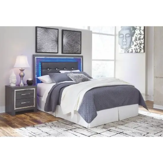 Queen/Full Lodanna Upholstered Panel Headboard Gray - Signature Design by Ashley image {1}