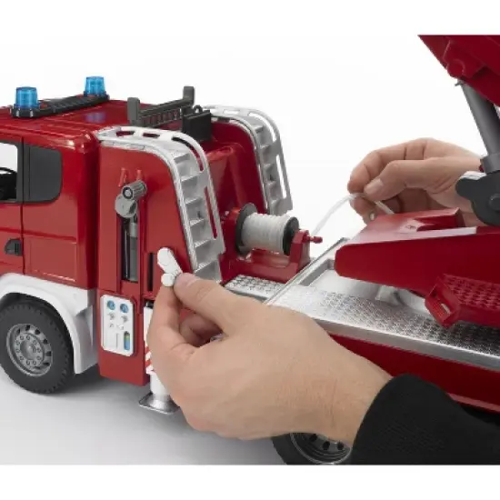Bruder SCANIA R-Series Fire Engine with Water Pump and Light & Sound Module image {6}