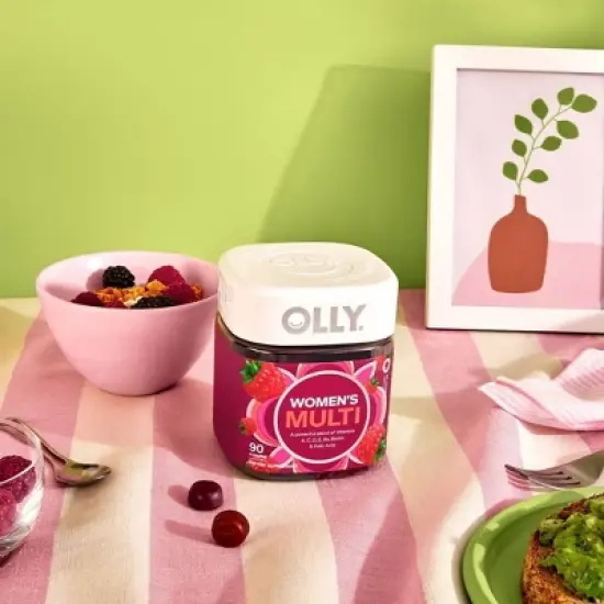 OLLY Women's Multivitamin Gummies - Berry image {1}