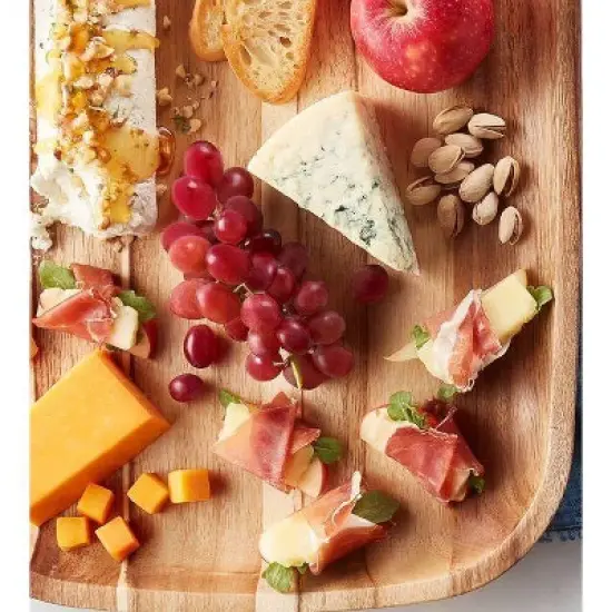 Fresh Extra Large Red Seedless Grape - price per lb image {2}