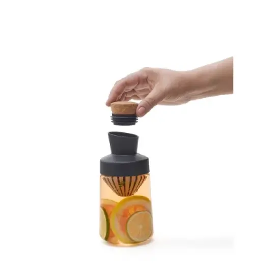 Rabbit 20 fl oz Liquor Infusing Decanter: Stainless Steel & Glass Carafe for Cold Beverages, Hand Wash, Clear image {5}