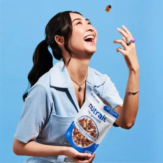 NuTrail Blueberry Cinnamon Granola - 8oz image {4}