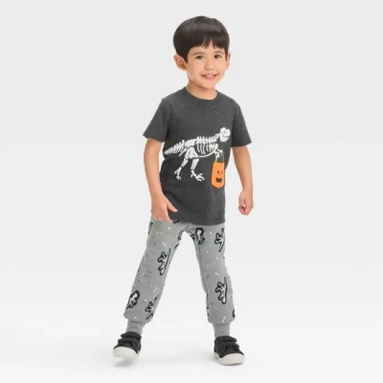 Toddler Boys' Halloween Short Sleeve T-Shirt and Pull-On Fleece Jogger Pants - Cat & Jack&trade; Black image {3}
