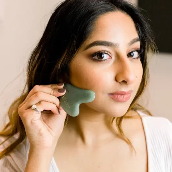 Beauty by Earth Jade Gua Sha Tool for Face, Massage Stone image {3}