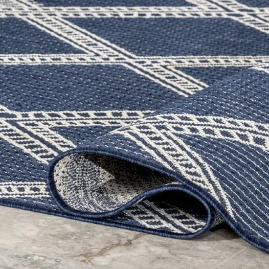 nuLOOM Naya Moroccan Trellis Indoor/Outdoor Area Rug image {3}
