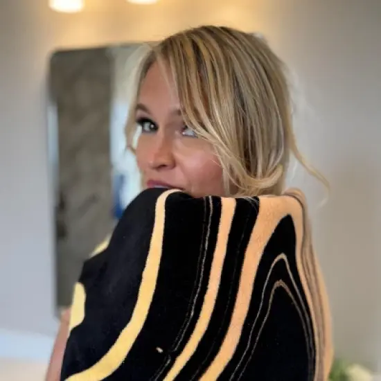 Sula x Curaprox gift set, Bath towel & CS 5460 Ultra Soft Marble Edition, 2 pcs image {6}