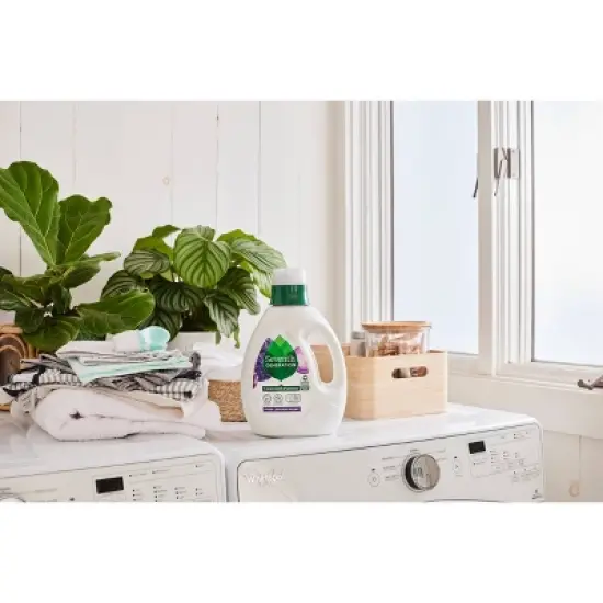 Seventh Generation Liquid Laundry Detergent Soap - Fresh Lavender Scent image {4}