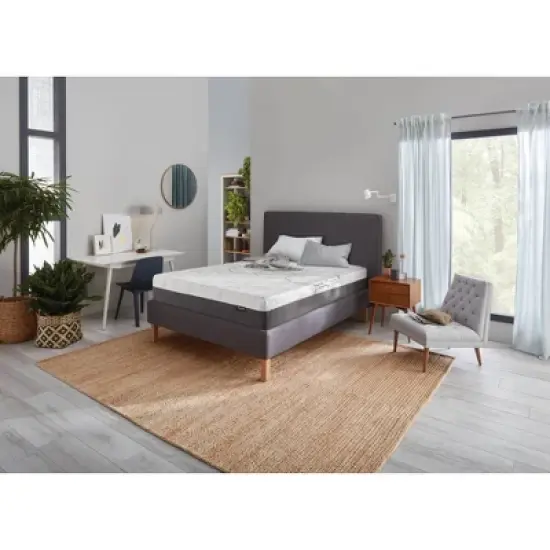 Beautyrest Hybrid 12" Mattress with Micro Diamond Memory Foam image {8}