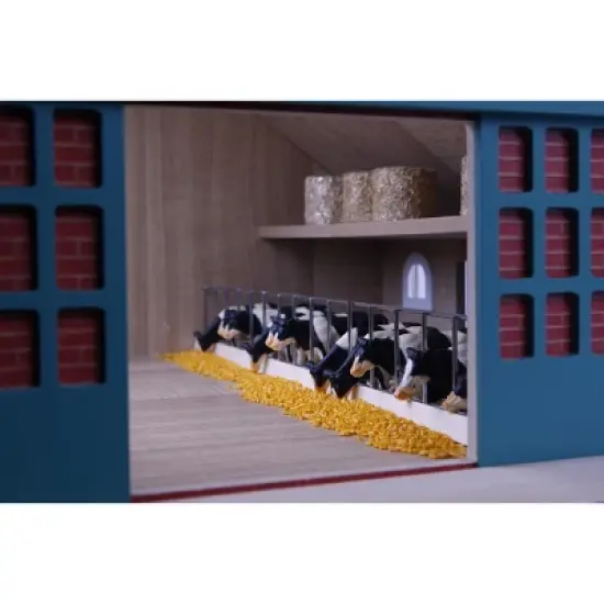 Universal Hobbies 1/32 Deluxe FarmHouse with Building Set image {3}