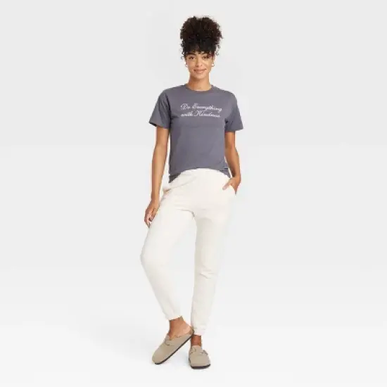 Women's Do Everything with Kindness Short Sleeve Graphic T-Shirt - Gray image {2}