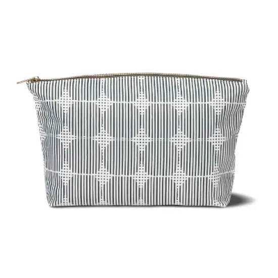 Sonia Kashuk&trade; Large Travel Makeup Pouch image {5}