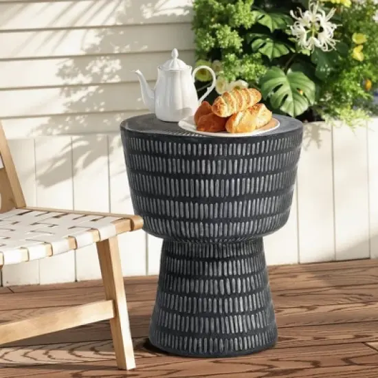 LuxenHome Outdoor Side Table, 15" Black Round Spiral Pattern End Table, Accent Side Table for Outdoor and Indoor,Coffee Tables for Patio image {5}