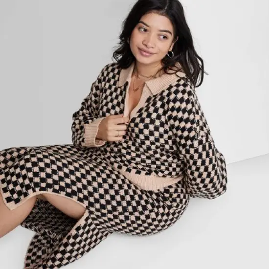 Women's Ascot + Hart Collared Checkered Long Sleeve Graphic T-Shirt image {5}