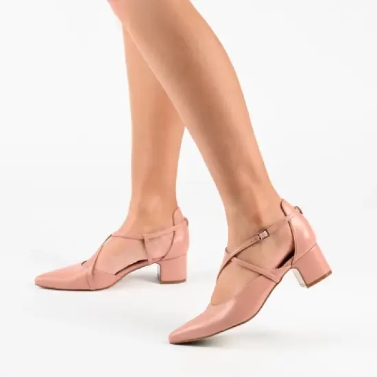 Journee Collection Womens Galvinn Crisscross Strap Pointed Toe Pumps image {8}