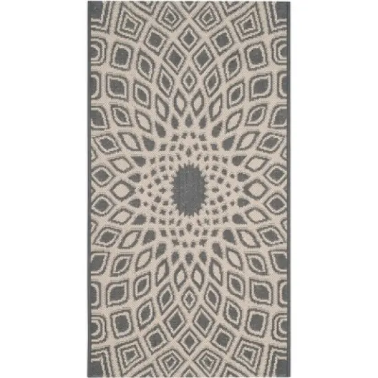 Courtyard CY6616 Power Loomed Indoor/Outdoor Area Rug - Safavieh image {4}