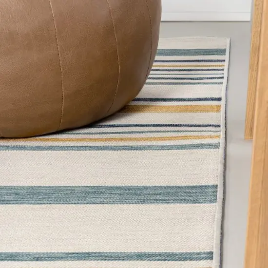 JONATHAN Y Janus Classic Coastal Ticking Stripe Reversible Machine-Washable Indoor/Outdoor Area Rug image {8}