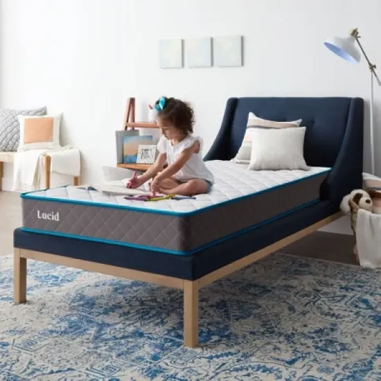 Lucid Comfort Collection 7" Innerspring Mattress image {8}