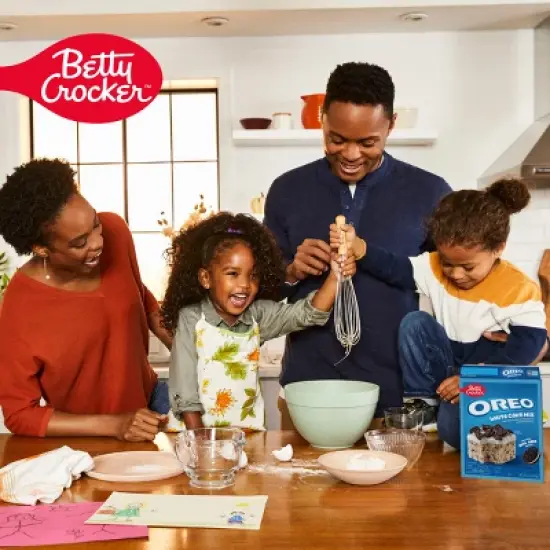 Betty Crocker Oreo White Cake - 9.3oz image {5}