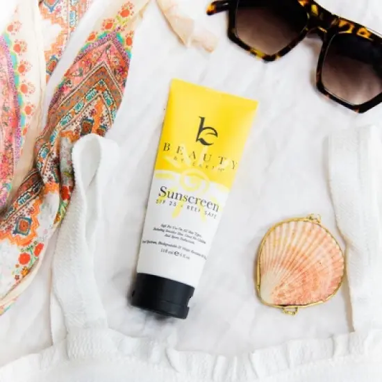 Beauty by Earth Broad Spectrum Mineral Body Sunscreen - SPF 25 image {4}