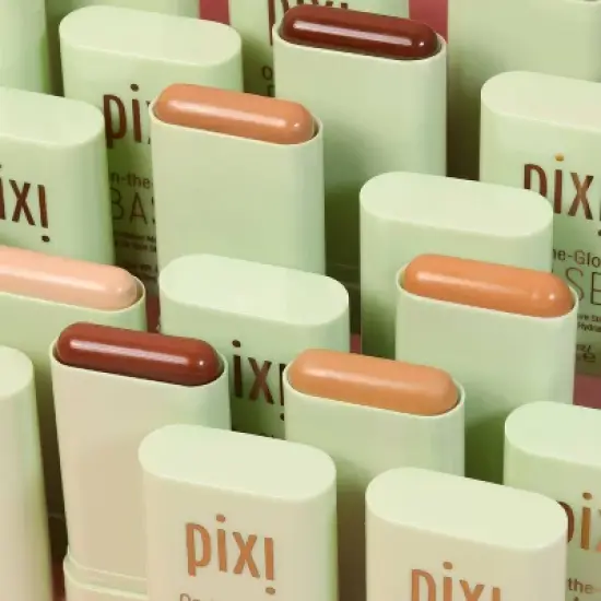 Pixi by Petra On-the-Glow BASE Foundation - 0.6oz image {7}