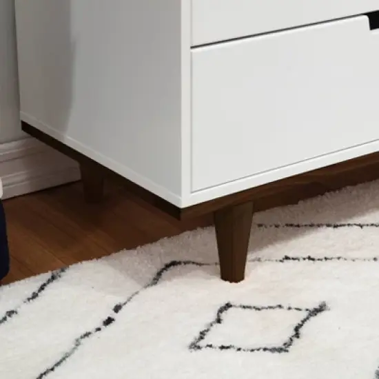 DaVinci Marley 3-Drawer Dresser image {8}