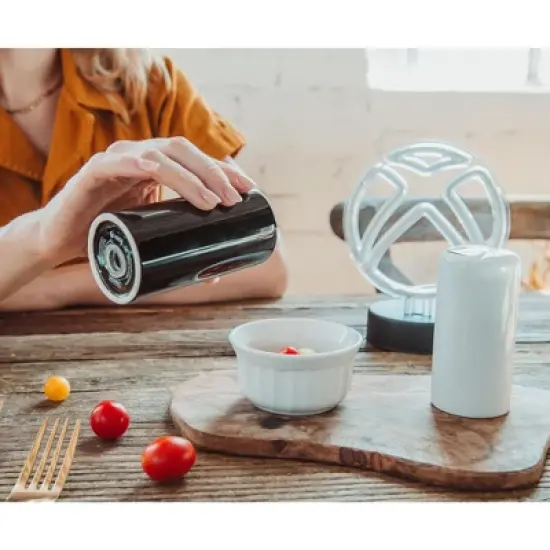 Ukonic Xbox Logo Ceramic Salt and Pepper Shakers | Set of 2 image {6}