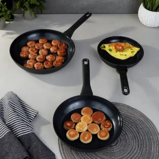 BergHOFF Helix 3Pc Nonstick Ceramic Frying Pan Set, Recycled Aluminum, Black image {1}