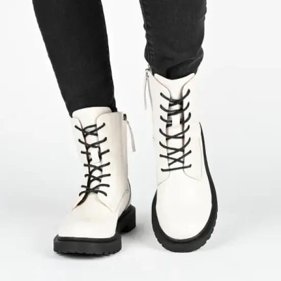 Journee Collection Womens Chandlerr Tru Comfort Foam Inside Zip Block Heel Booties image {8}