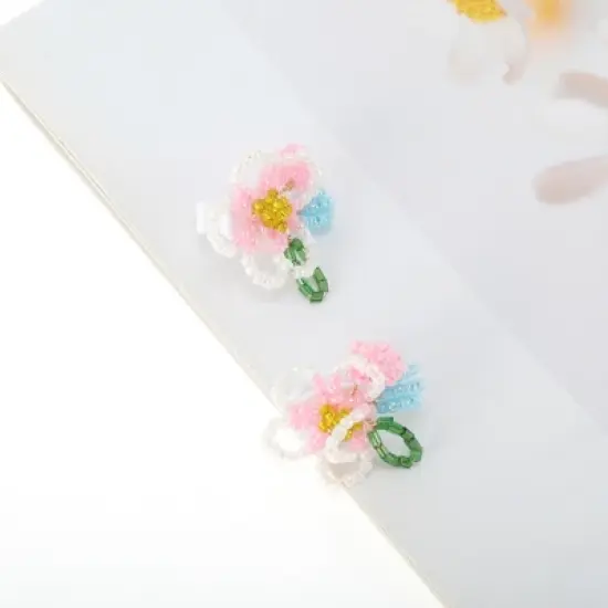 Unique Bargains Beaded Flower Shoelace Charms Pink 1 Pair image {4}