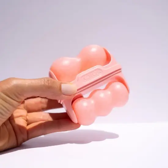 Beautimate 2-in-1 Cryotherapy Ice Roller &ndash; Double-Sided Facial Tool for Puffiness, Redness, and Skin Recovery image {15}