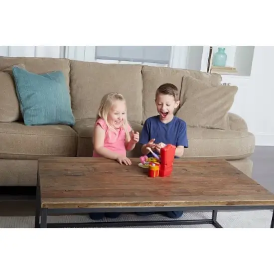 Goliath Greedy Granny Game image {4}