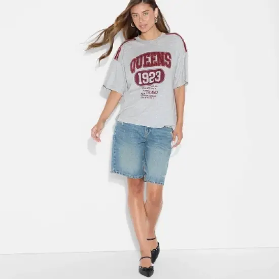 Women's Queens NY Oversized Short Sleeve Graphic T-Shirt - Light Gray image {3}