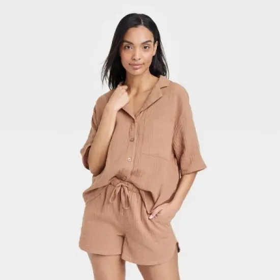 Women's 100% Cotton Gauze Short Sleeve Notch Collar Top - Stars Above&trade; image {4}