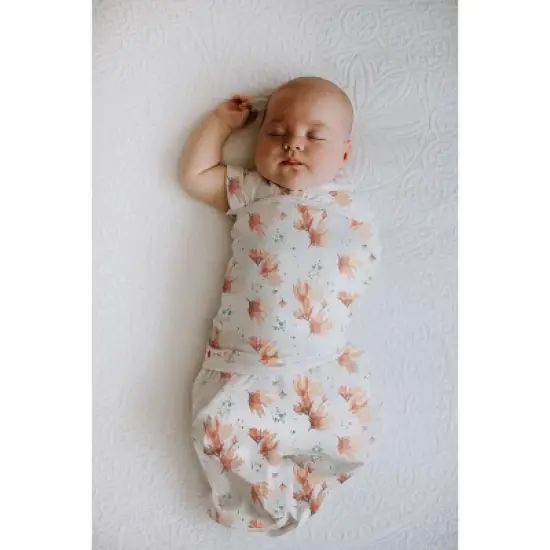 embe Transitional Swaddle Wrap Out image {1}