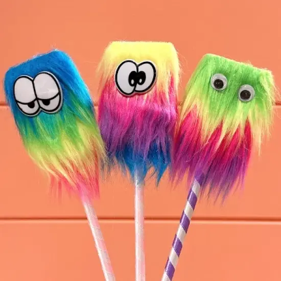 Wrapables Fluffy Rainbow Monster Pens (Set of 5) image {6}