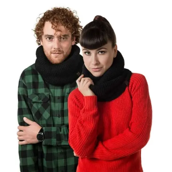 Mio Marino | Women's Cable Knit Infinity Circle Scarf image {4}