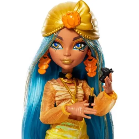 Monster High Skulltimates Secrets Fearidescent Cleo De Nile Fashion Doll image {1}