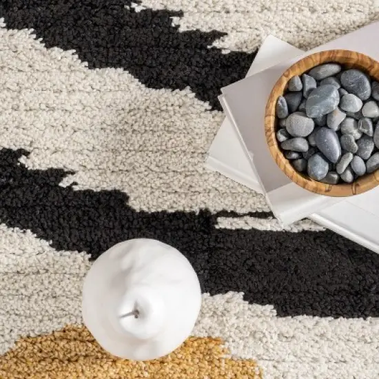 nuLOOM Stefanie Abstract Shapes Tassel Area Rug image {5}